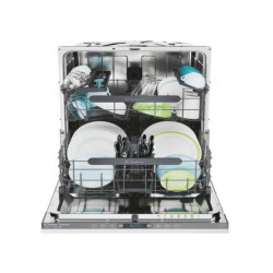 60 cm Clas C 14 cop 46 dB(A) Display 4 Digit 8 Programmi Rapidò 35min WiFi Delay 1-23h Apertura Automatica porta Motore Inverte