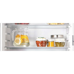 Candy CM4SE68W, 111 L, Da incasso, E, 40 dB, N-ST, 2,6 kg