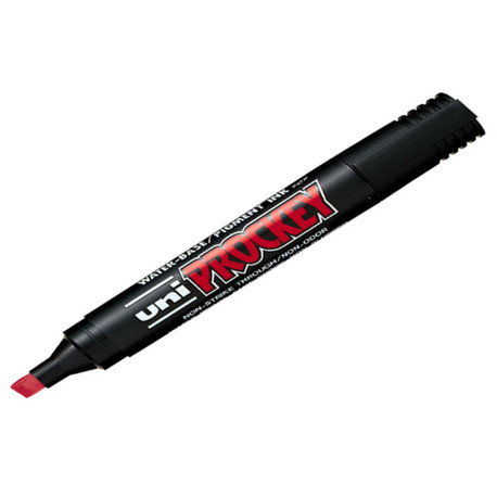 Marcatore Uni Prockey M126 - punta a scalpello da 1,00-5,70mm - rosso - Uni Mitsubishi