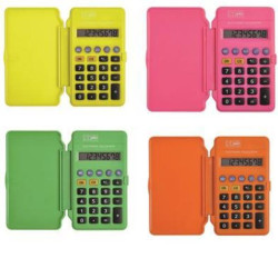 Calcolatrice tascabile 8 cifre tasti in plastica Coperchio protettivo dim.cm. 6 x 10 5 batteria inclusi. 4 COLORI ASS.TI