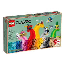 LEGO CLASSIC 11021 - 90 Years of Play