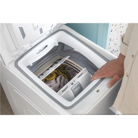 Candy Lavatrice TCA283D2-S